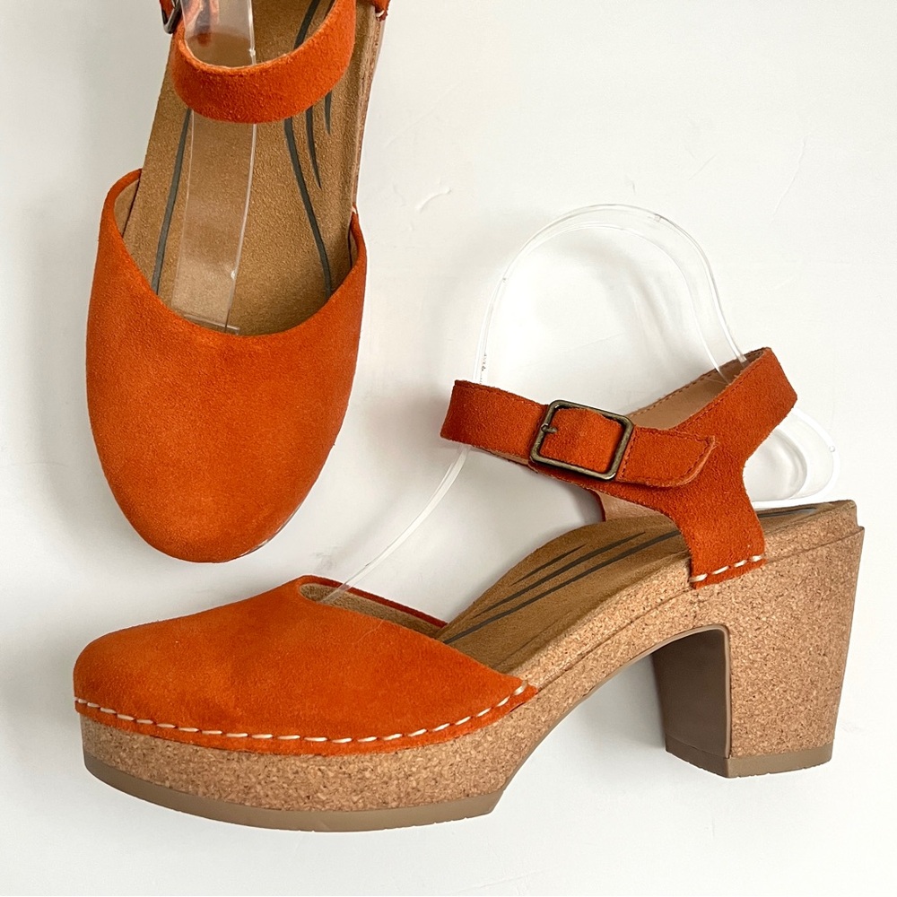 Aetrex Finley Rusty Burnt Orange Suede Leather Ankle-Strap Clog Heels 9
